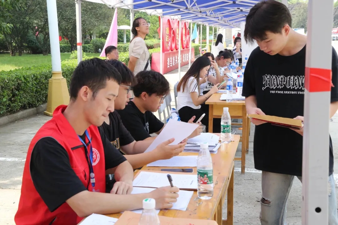 赏金船长学院新生报到，迎新啦！